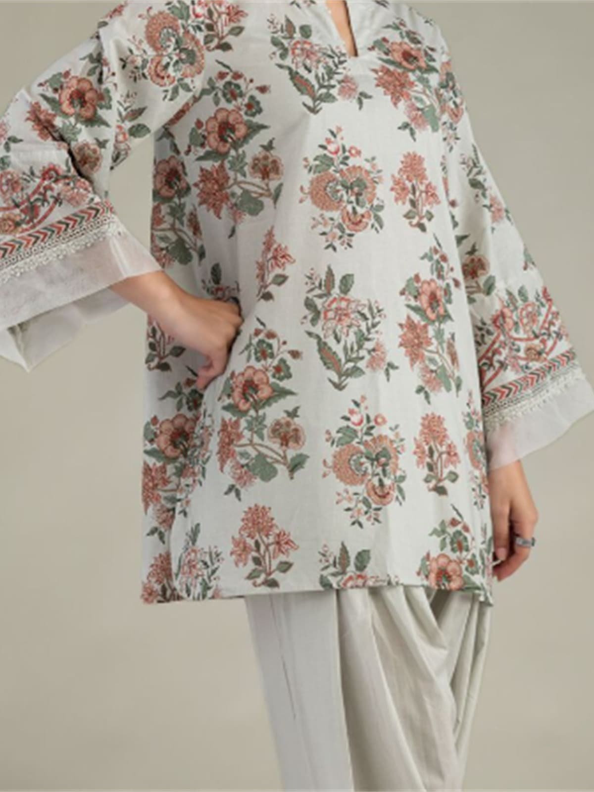 Short Cambric Kurta — photo 1